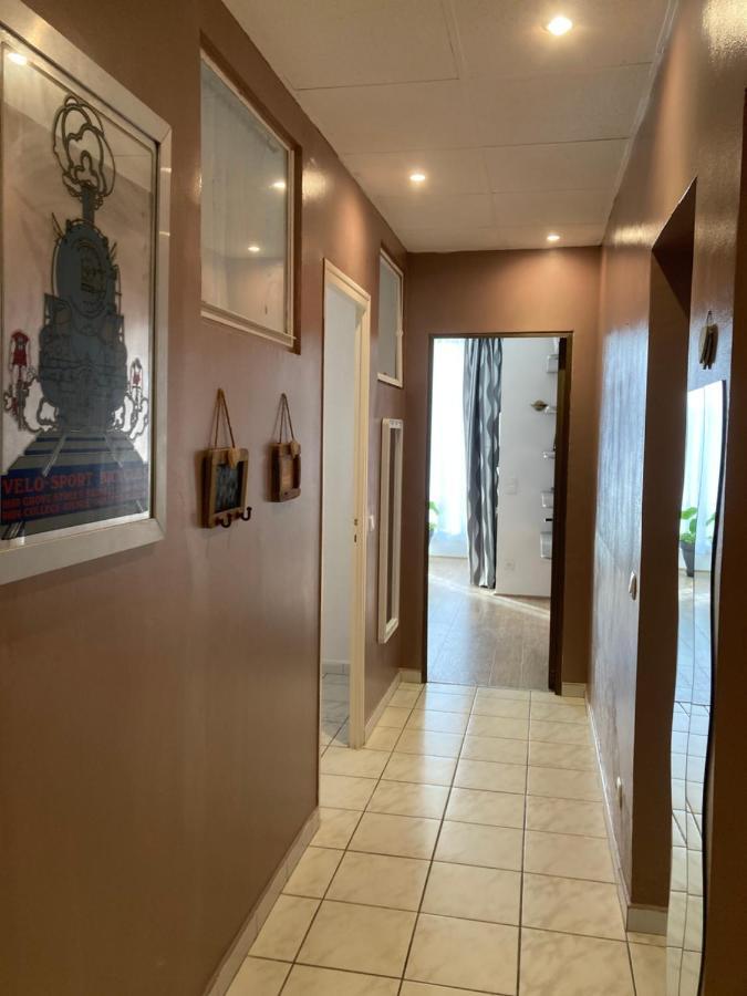 Gite Comme A La Maison 耶尔 外观 照片
