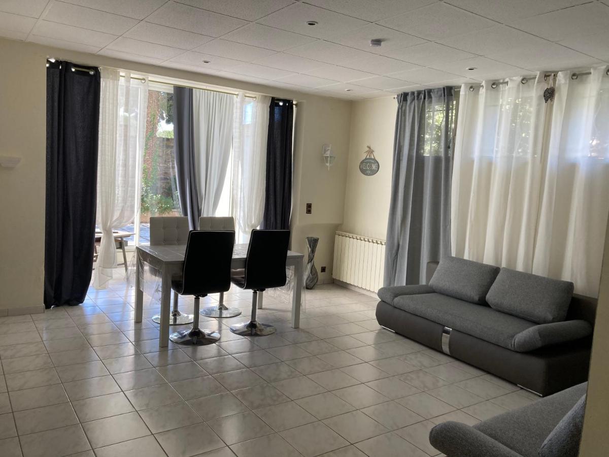Gite Comme A La Maison 耶尔 外观 照片