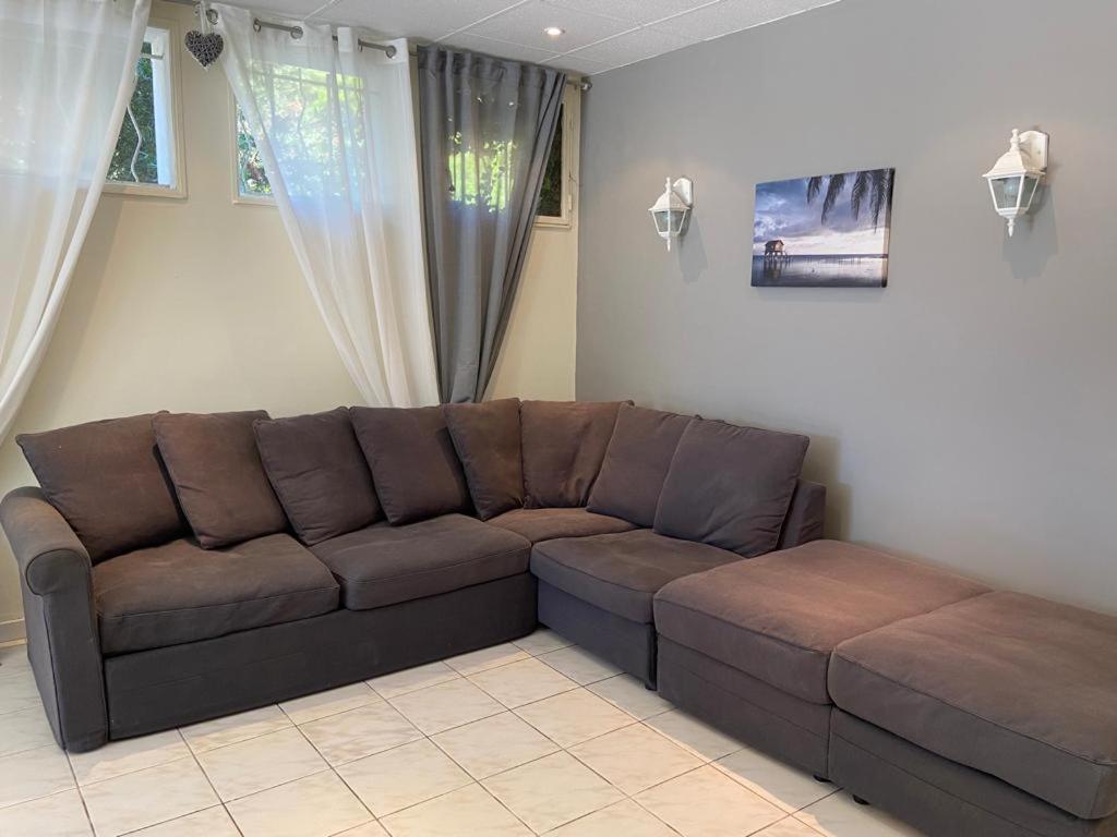 Gite Comme A La Maison 耶尔 外观 照片