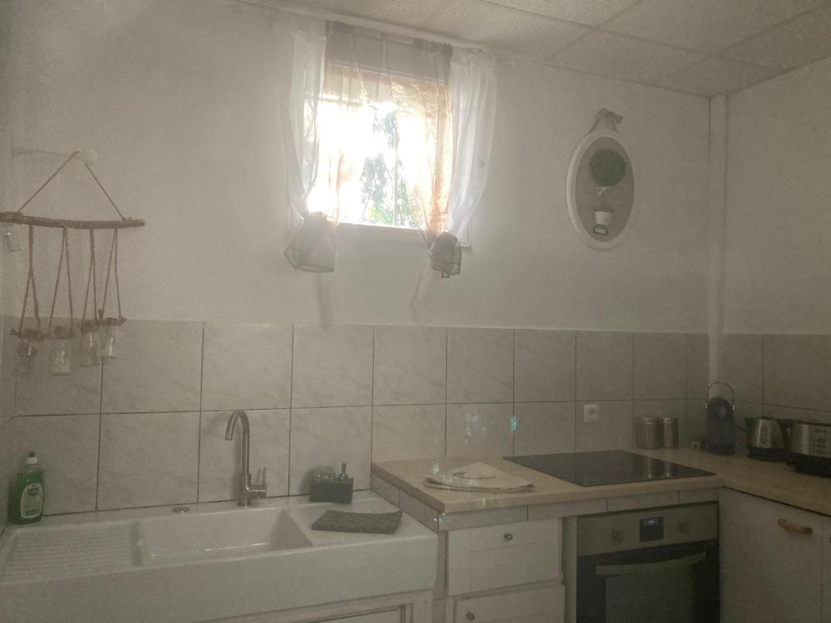 Gite Comme A La Maison 耶尔 外观 照片